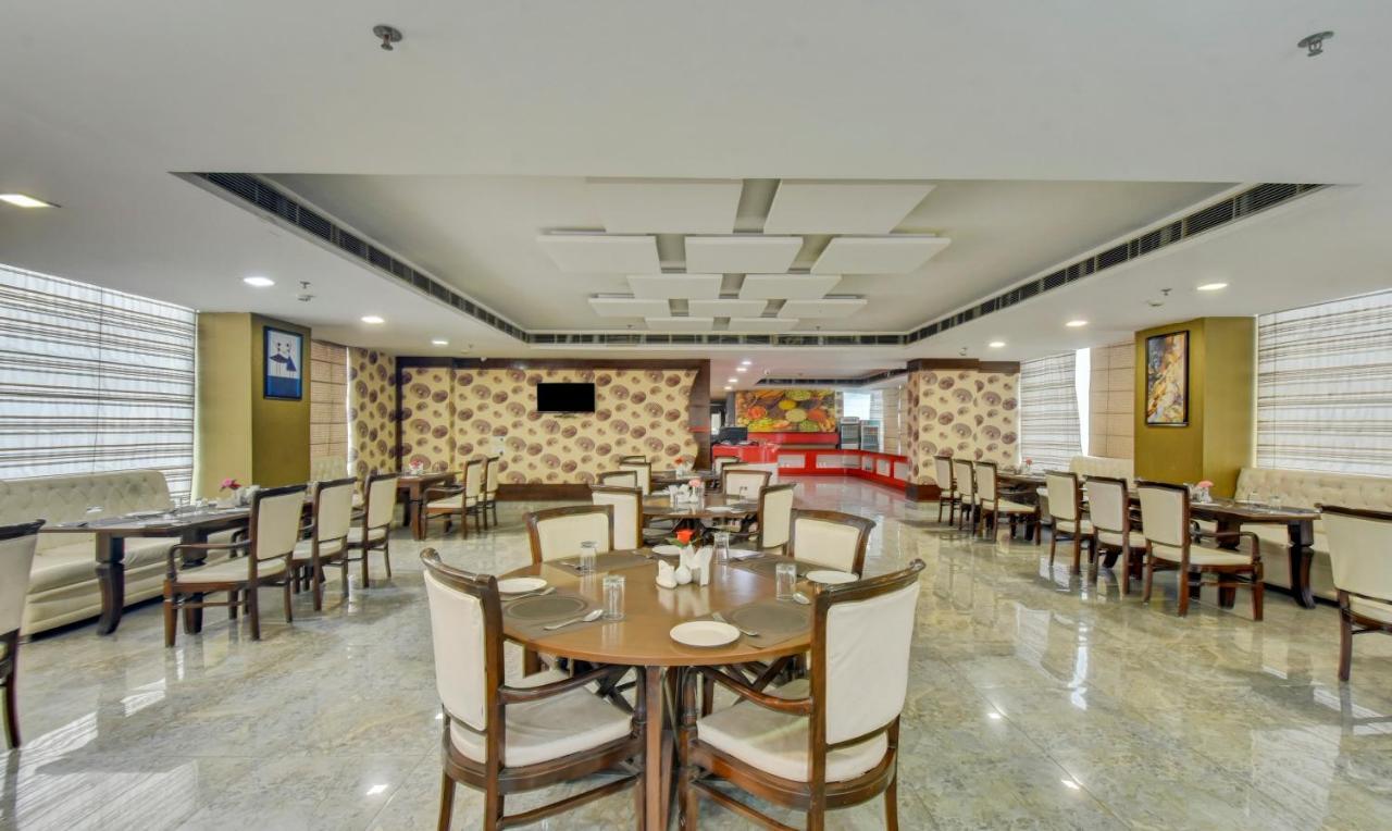 Treebo Elysee, Patel Nagar Ντεχραντούν Εξωτερικό φωτογραφία
